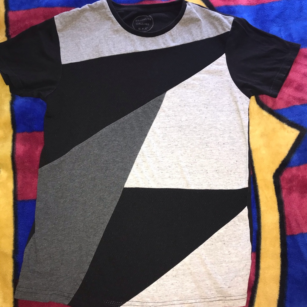 Shirt sleeve tee